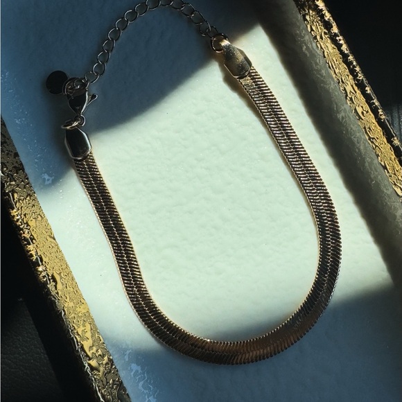 14K Gold Filled Elegant Gold Chain Bracelet - Picture 1 of 2